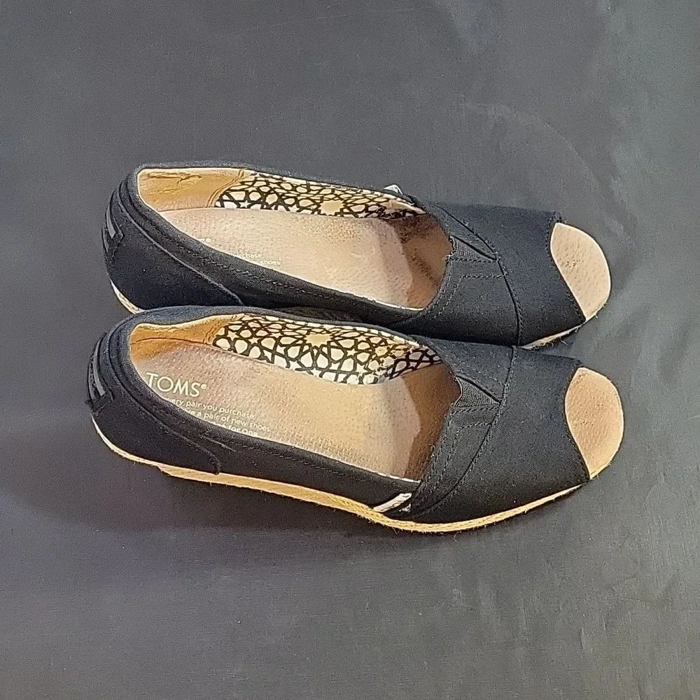 TOMS CLASSIC CANVAS WEDGE SANDAL - Picture 5 of 16